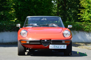 Bild 19/50 von Alfa Romeo 2000 Spider Veloce (1981)