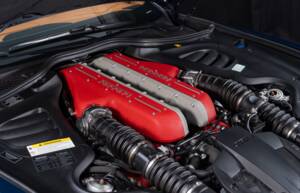Bild 33/38 von Ferrari GTC4Lusso (2017)