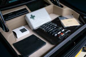 Bild 26/50 von Jaguar XJ 220 (1994)