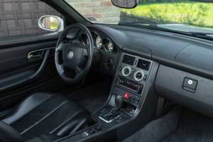 Afbeelding 32/50 van Mercedes-Benz SLK 200 (1997)