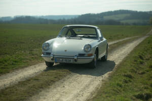 Image 2/97 de Porsche 911 2.0 (1964)
