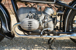 Image 39/42 of BMW DUMMY (1953)