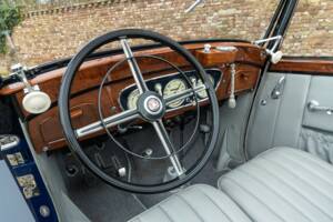 Image 3/50 of Mercedes-Benz 230 Cabriolet A (1939)