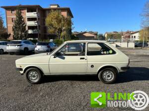 Image 3/10 de Ford Fiesta (1981)