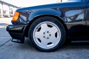 Bild 15/49 von Mercedes-Benz 300 CE-24 (1993)