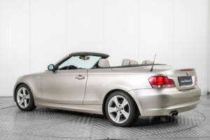 Image 6/50 of BMW 125i (2008)