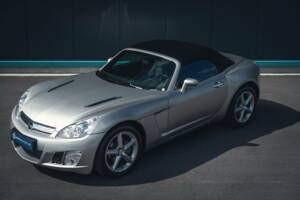 Image 1/15 of Opel GT (2008)