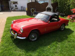 Image 27/68 of Triumph Spitfire Mk II (1965)