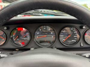Image 12/39 of Porsche 911 Carrera (1997)