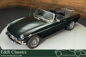 Image 1/19 of MG MGB (1973)