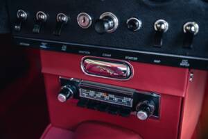 Image 47/50 de Jaguar Type E 3.8 (1963)