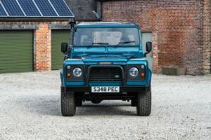 Bild 8/50 von Land Rover Defender 110 Turbo Diesel (1999)