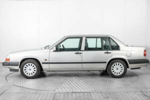 Bild 9/50 von Volvo 940 2.3i (1996)