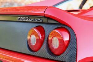 Immagine 14/50 di Ferrari F 355 Berlinetta (1996)