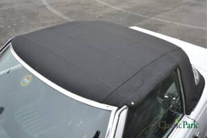 Image 27/50 of Mercedes-Benz 300 SL (1986)