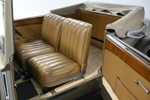 Immagine 32/50 di Rolls-Royce 25/30 HP (1937)