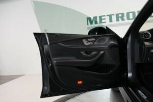 Bild 18/50 von Mercedes-AMG GT 63 S 4MATIC+ (2019)