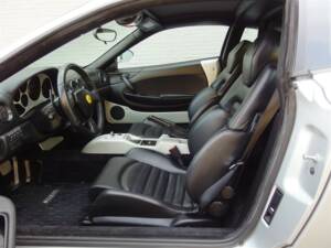 Afbeelding 47/99 van Ferrari 360 Modena (2000)