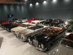 Image 27/64 of Jaguar XK 140 FHC (1956)