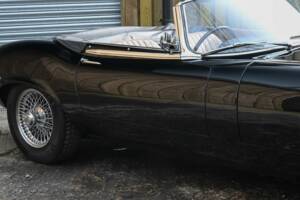 Image 19/50 de Jaguar Type E V12 (1974)