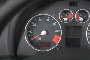 Bild 39/50 von Audi TT 1.8 T (2001)