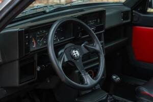 Afbeelding 25/50 van Alfa Romeo 75 3.0 V6 QV (1988)
