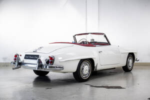 Image 34/35 of Mercedes-Benz 190 SL (1963)