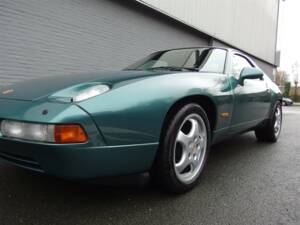 Bild 20/99 von Porsche 928 GTS (1992)