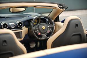 Image 21/50 of Ferrari California T (2015)