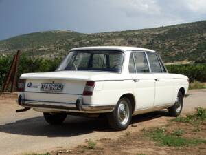 Image 3/5 of BMW 1500 (1963)