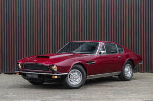 Image 1/20 of Aston Martin V8 (1976)