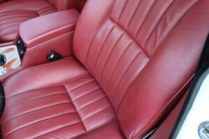 Bild 33/68 von Jaguar XJ 6 4.2 (1985)
