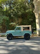 Image 20/72 of Land Rover 90 (1987)