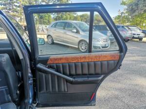 Immagine 26/46 di Lancia Thema 8.32 (1987)