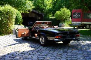 Image 9/11 of Mercedes-Benz 280 SL (1969)