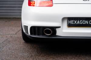 Bild 10/52 von Porsche 911 GT2 (2008)