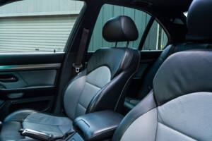 Image 24/56 of BMW M5 (2000)