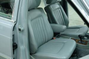 Bild 28/50 von Mercedes-Benz 300 SEL (1986)