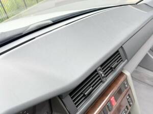 Imagen 24/41 de Mercedes-Benz E 320 (1995)
