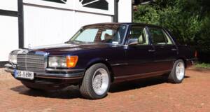 Image 14/57 de Mercedes-Benz 450 SEL 6,9 (1977)