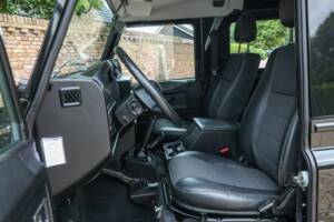 Obraz 9/50 pojazdu Land Rover Defender 90 (2013)