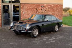 Image 7/79 of Aston Martin DB 6 (1968)