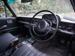Bild 8/23 von Mercedes-Benz 280 SE (1972)