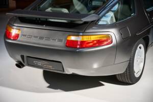 Afbeelding 28/42 van Porsche 928 S4 (1989)