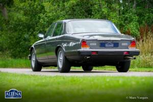 Bild 52/57 von Jaguar XJ 12 (1986)