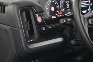 Bild 10/12 von Porsche Cayenne E-Hybrid (2024)