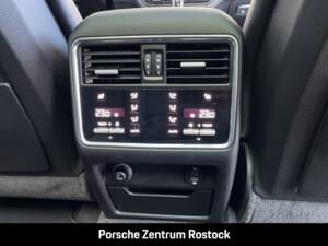 Imagen 22/31 de Porsche Cayenne Turbo S E-Hybrid (2020)