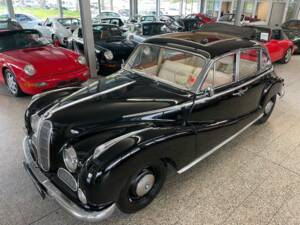 Bild 4/20 von BMW 502 - 3.2 Litre Super (1961)
