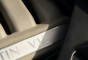 Image 45/50 of Aston Martin DB 7 Vantage (2000)
