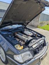 Image 37/42 of Mercedes-Benz 300 SL-24 (1992)